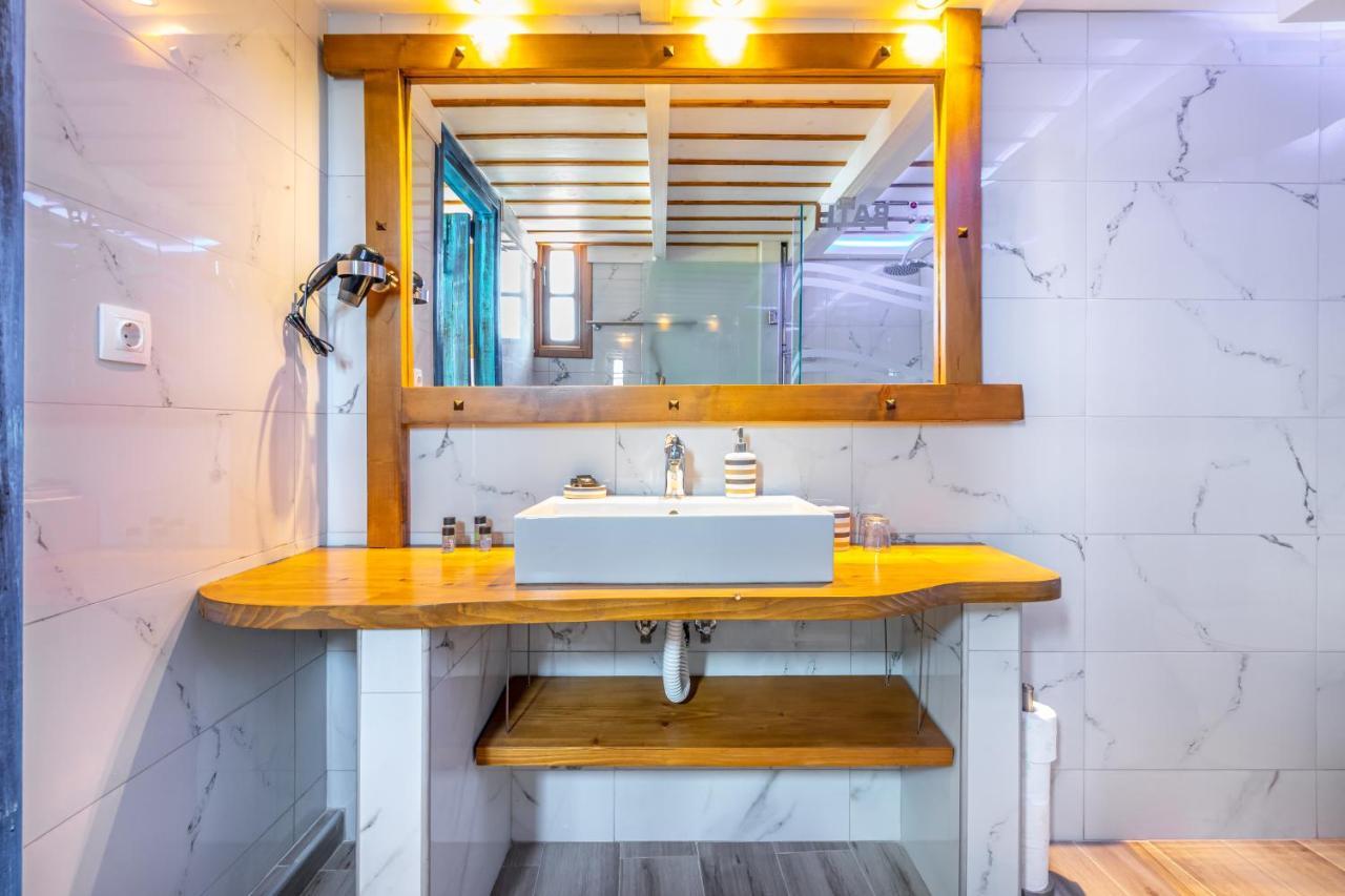 Cava D"Oro Suites Rhodes City Kültér fotó